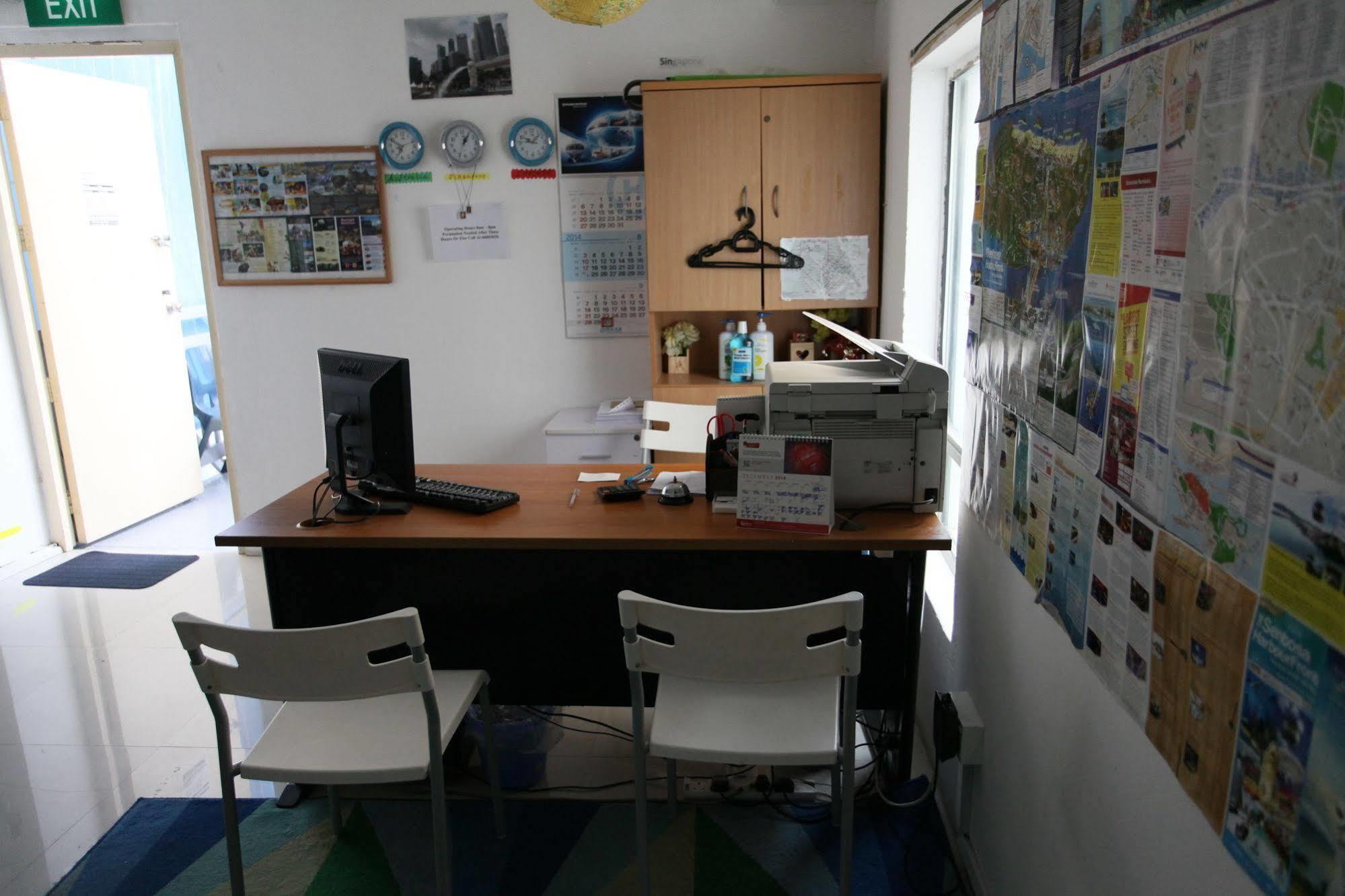 May & May Student Hostel Singapore Esterno foto